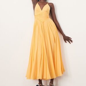 Elegant Yellow Strapless Pleated Waist Evening Dress